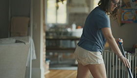 Thumbnail for Les femmes riches ne courent (toujours) pas les rues - Couple & argent : le tabou