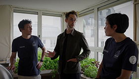 Thumbnail for L’appart du futur – Bienvenue dans la “biosphère urbaine” - Recettes d'avenir