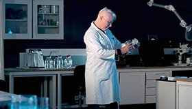 Thumbnail for Tous empoisonnés - Le fléau des PFAS